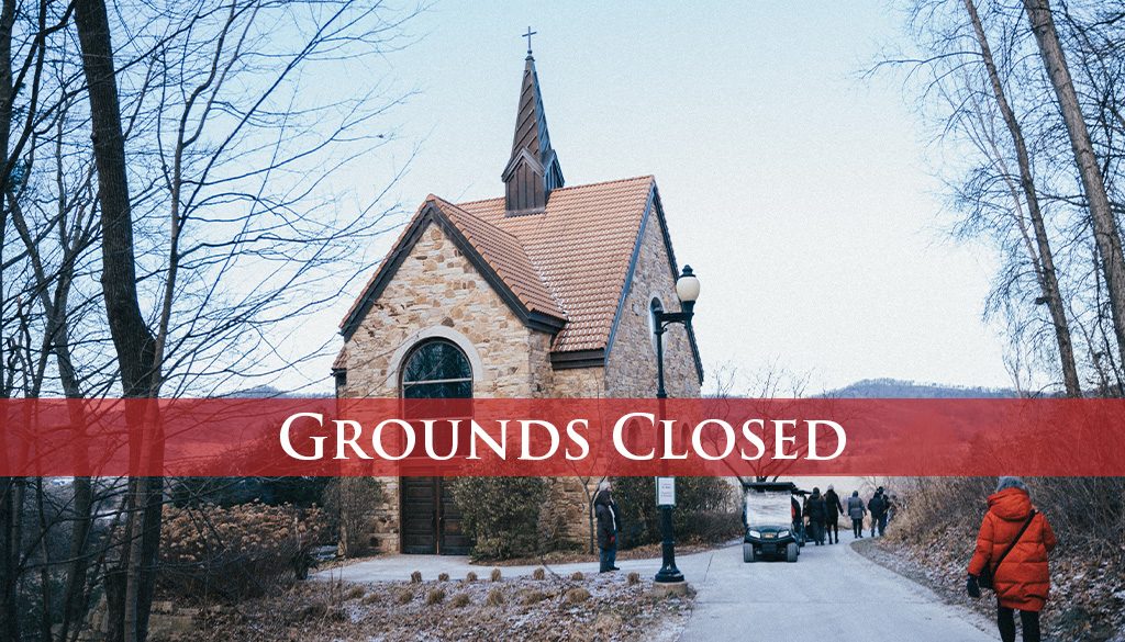 grounds-closed-winter-at-the-shrine-