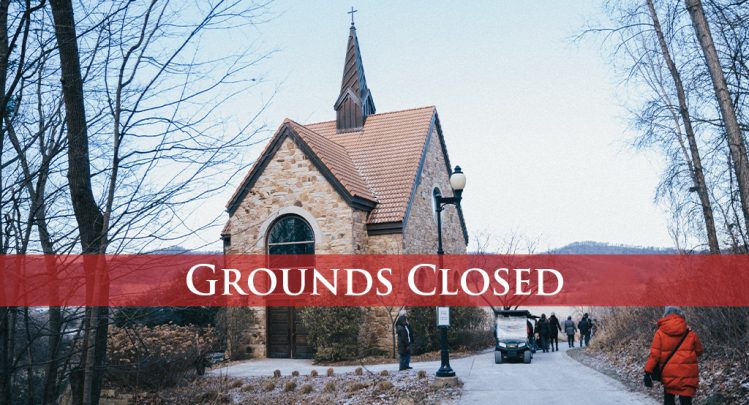 grounds-closed-winter-at-the-shrine-